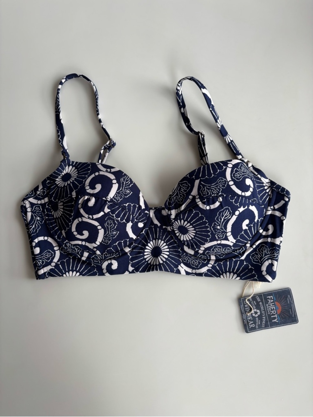 Faherty Navy White Geometric Floral Underwire Bikini Top S